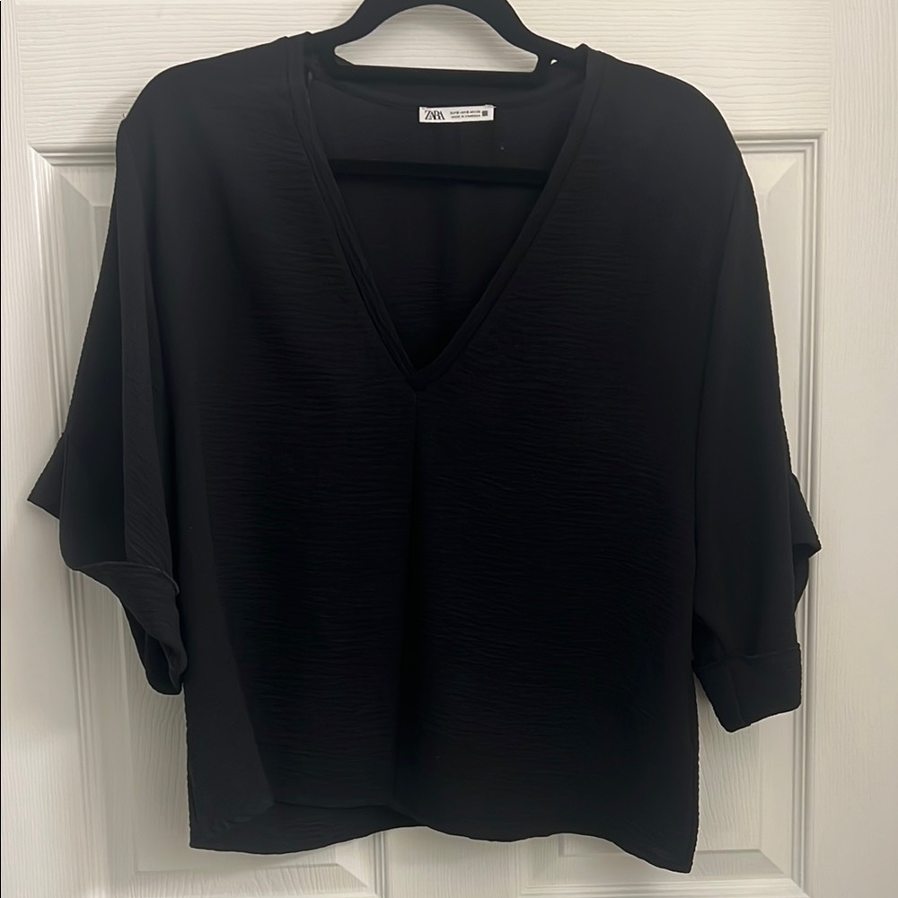 Zara Elegant Black V-Neck Blouse
